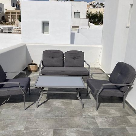 Triena Apartments Fira  Dış mekan fotoğraf