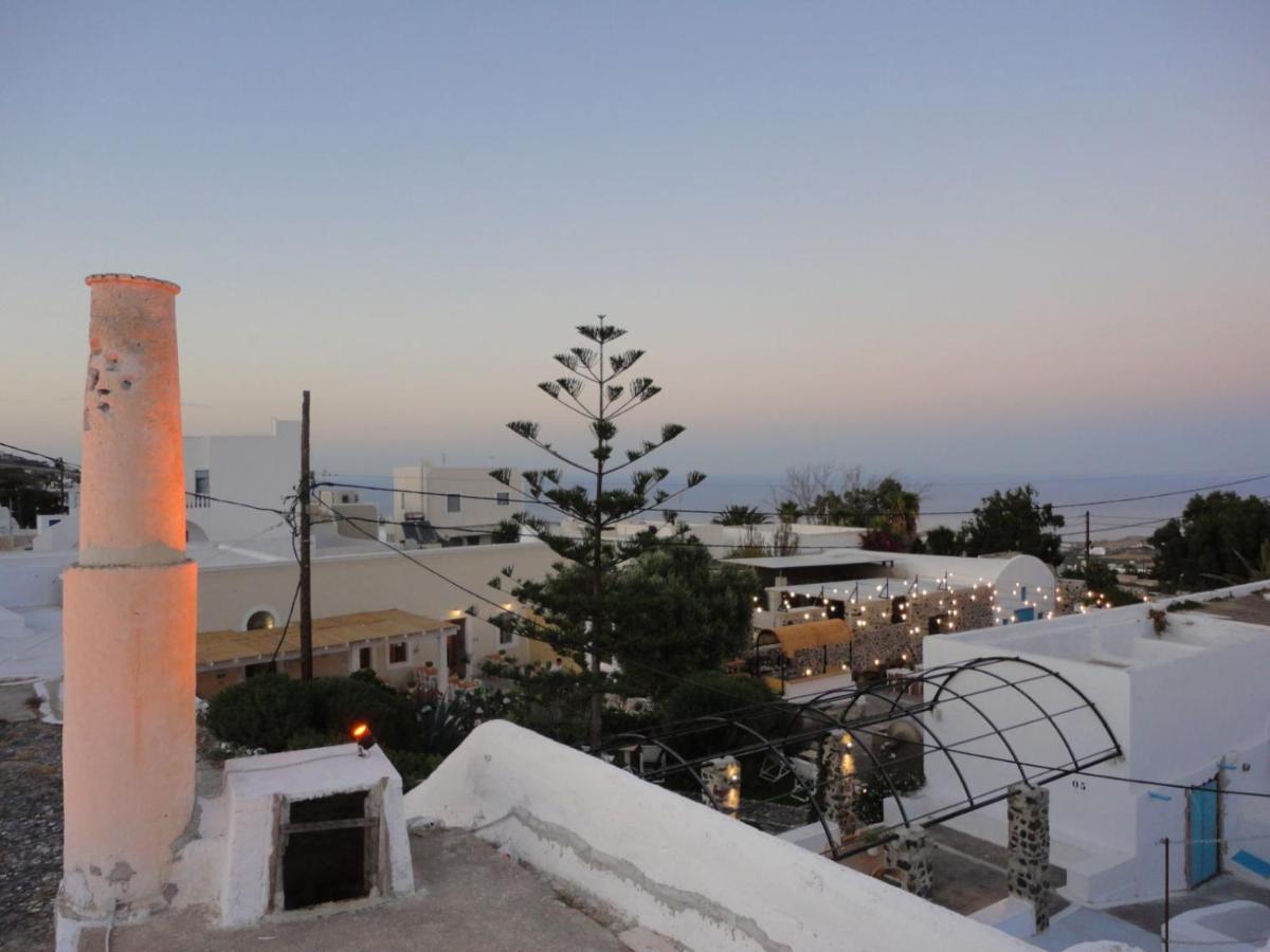 Triena Apartments Fira  Dış mekan fotoğraf