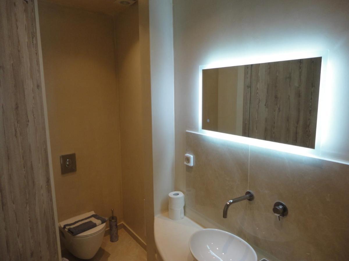 Triena Apartments Fira  Dış mekan fotoğraf