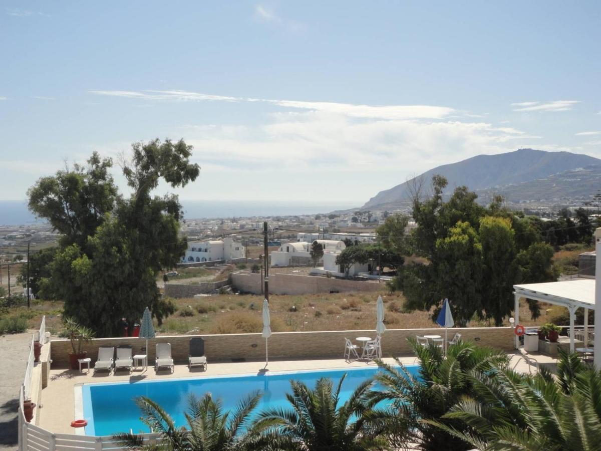 Triena Apartments Fira  Dış mekan fotoğraf