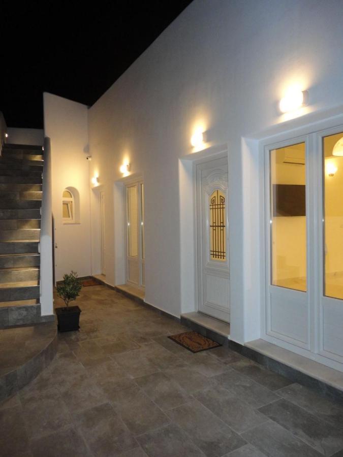 Triena Apartments Fira  Dış mekan fotoğraf