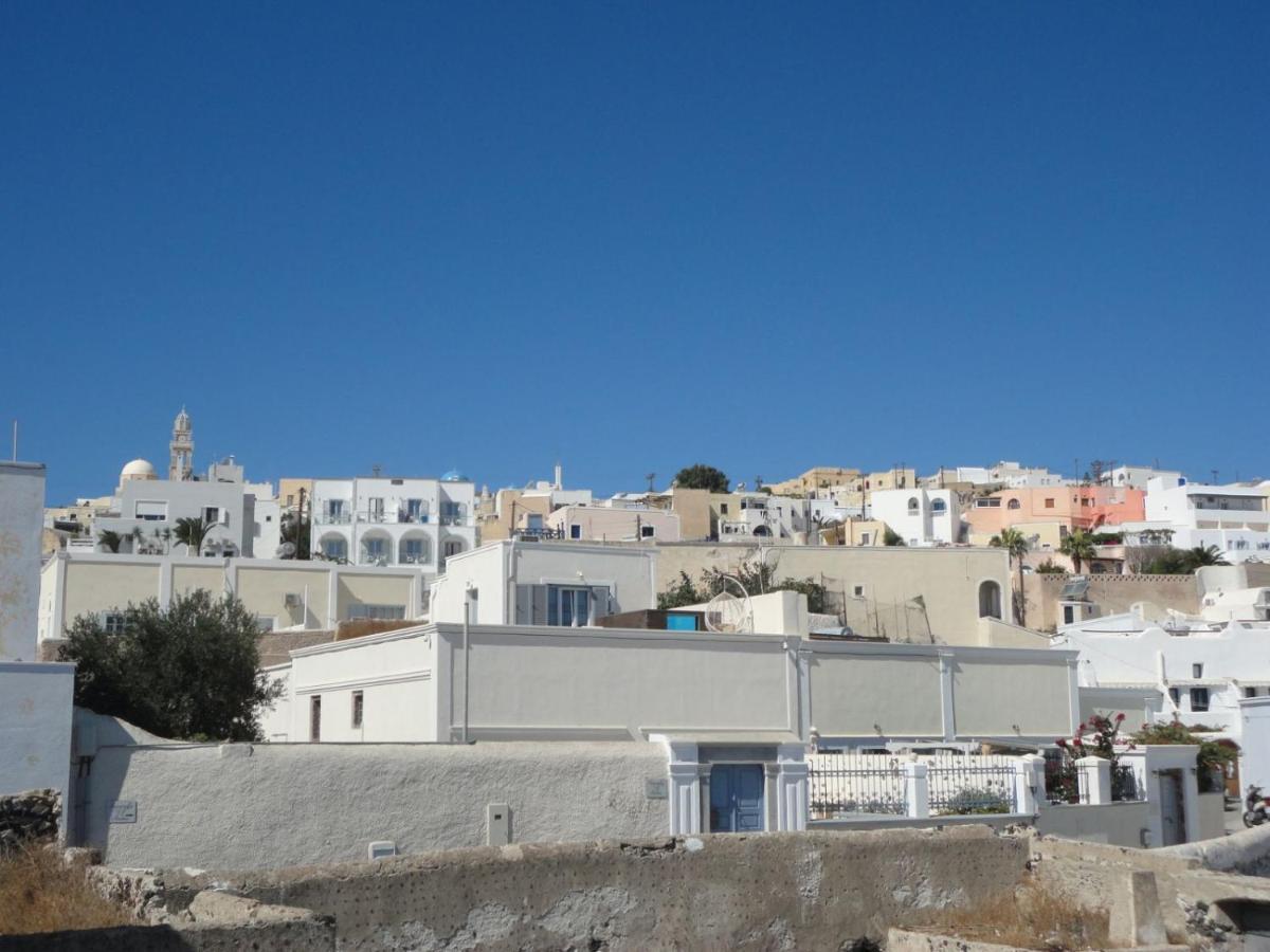Triena Apartments Fira  Dış mekan fotoğraf