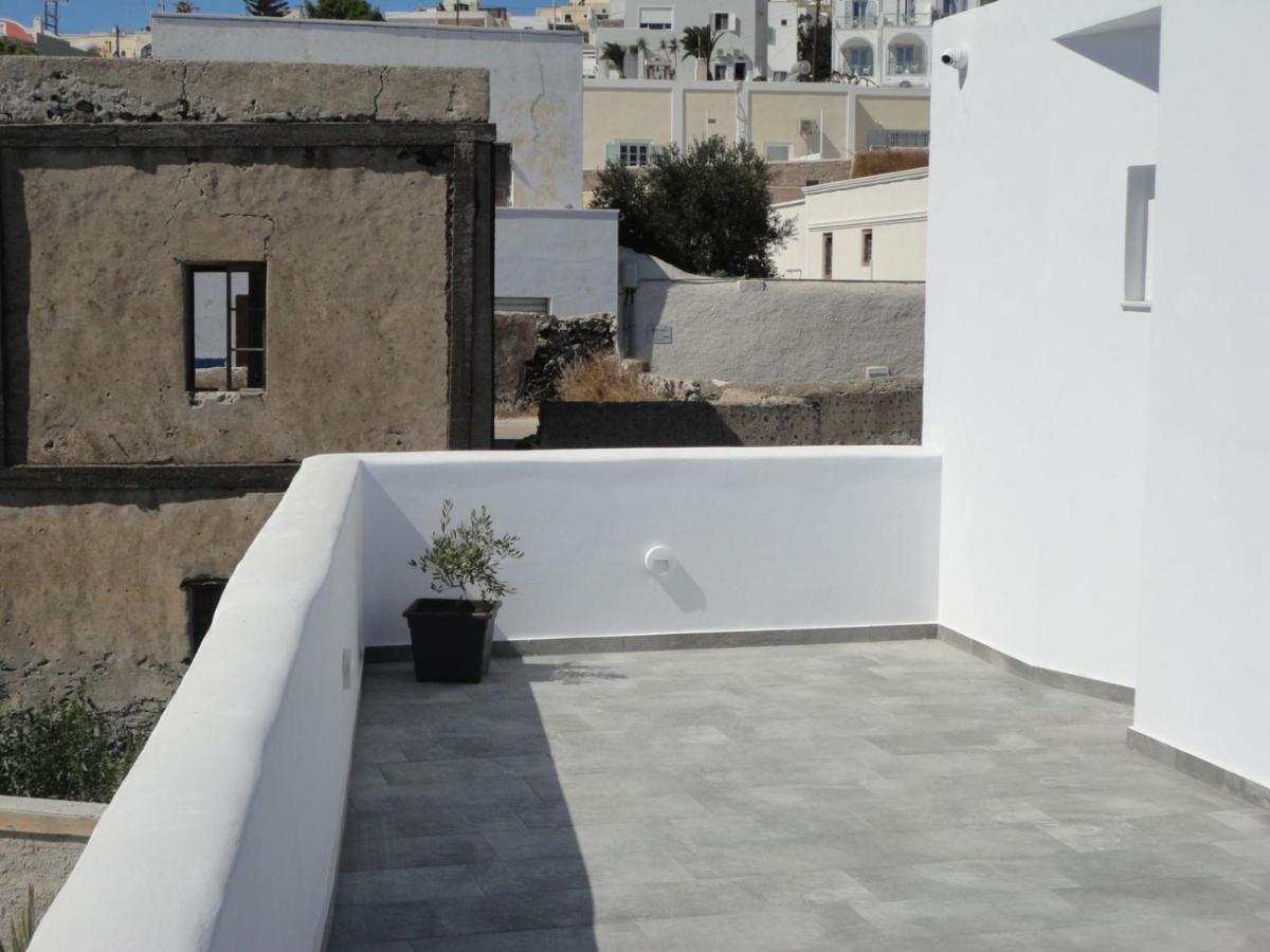 Triena Apartments Fira  Dış mekan fotoğraf