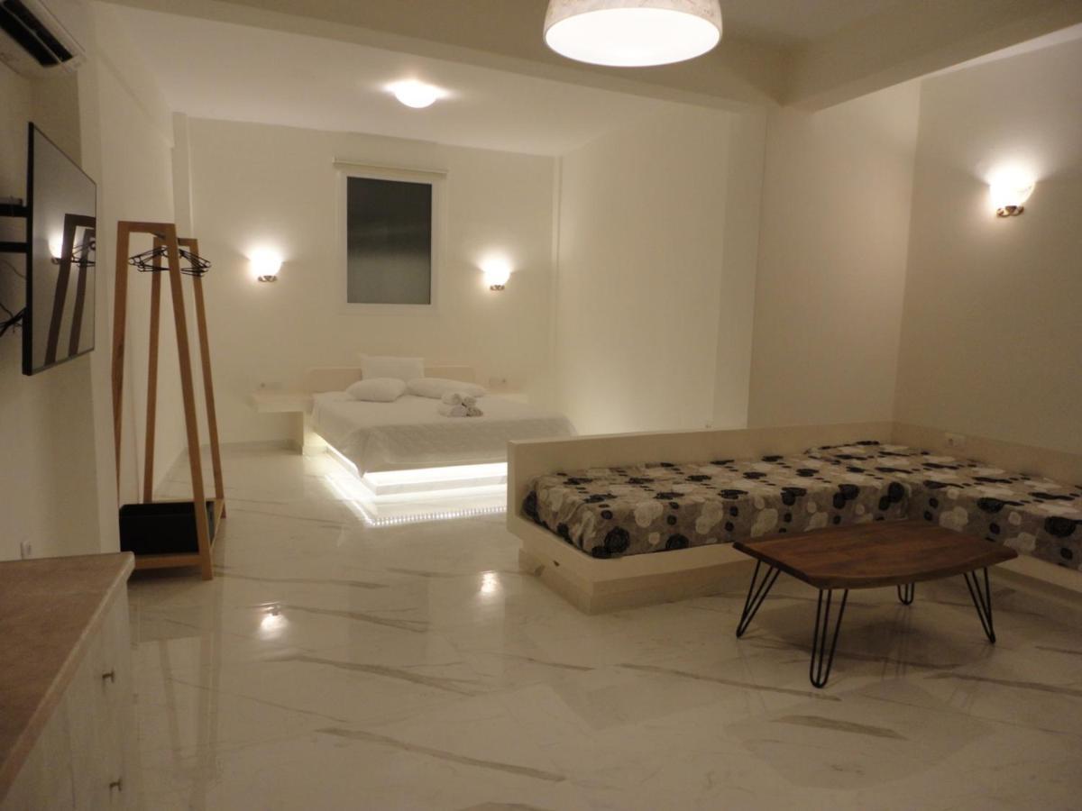 Triena Apartments Fira  Dış mekan fotoğraf