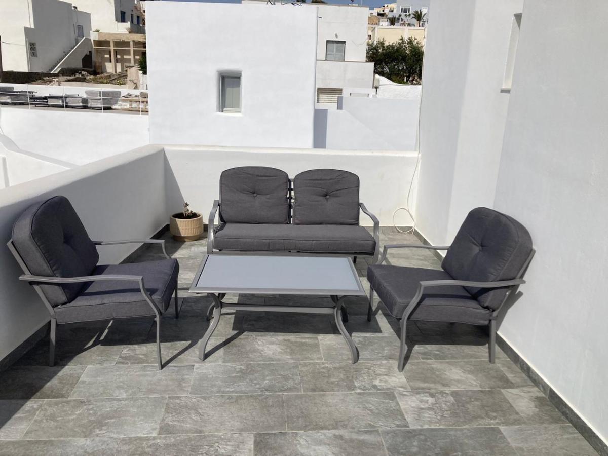 Triena Apartments Fira  Dış mekan fotoğraf